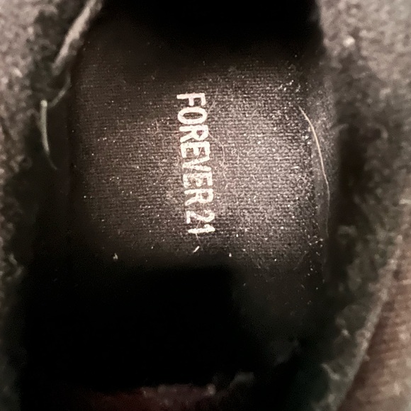 NWOT FOREVER 21 Platform Shoes - Picture 2 of 4